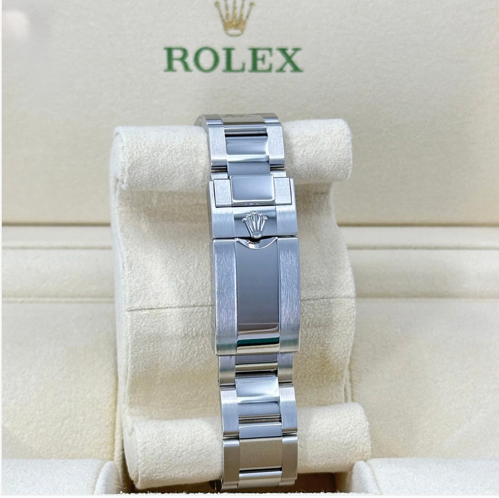 Rolex Daytona- “Panda”