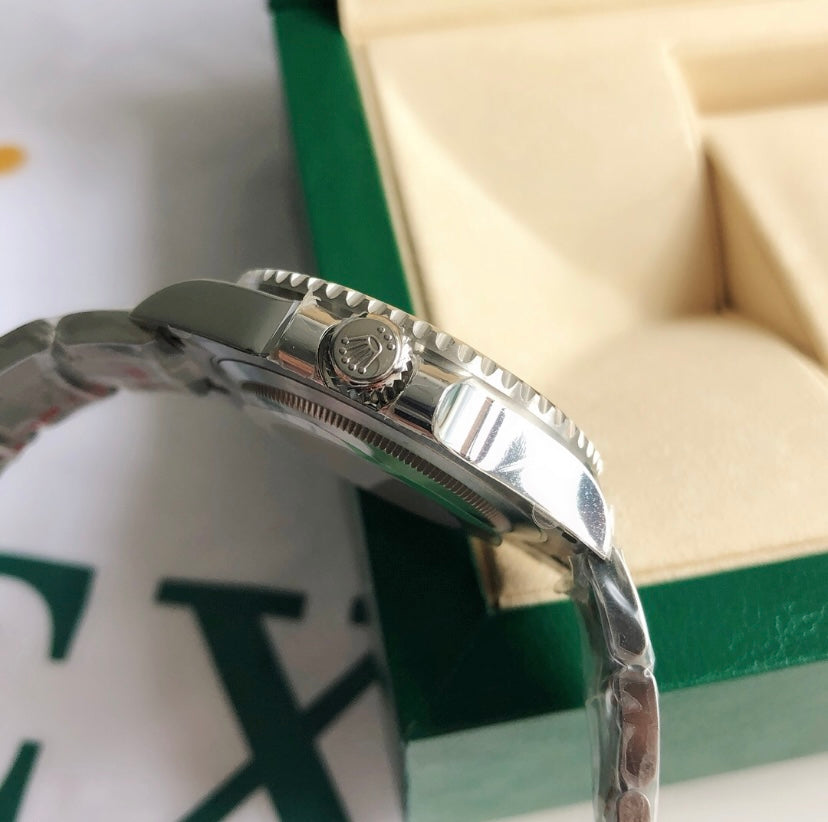 Rolex GMT-Master II “Pepsi”