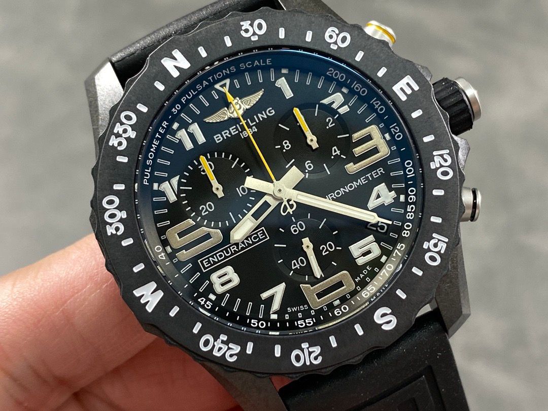 Breitling-“Emergency II “