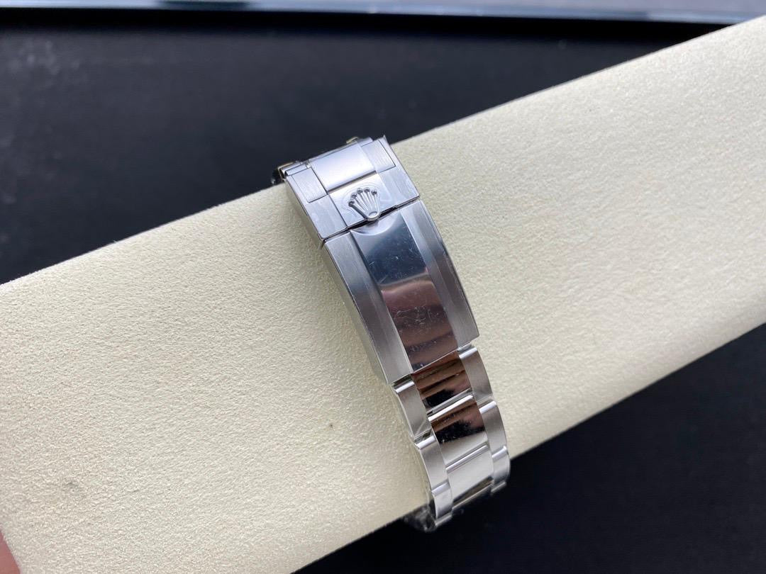 Rolex Yacht-Master - “Smurf blue”