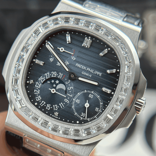 Patek Philippe Nautilus 5724G-001 40mm V3 2025