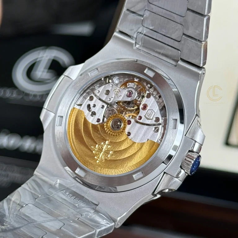 Patek Philippe Nautilus 5711/1A-010 40mm Blue Dial