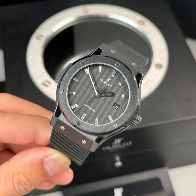 Hublot Classic Fusion Ceramic Black 42mm Carbon Dial JJZ Base