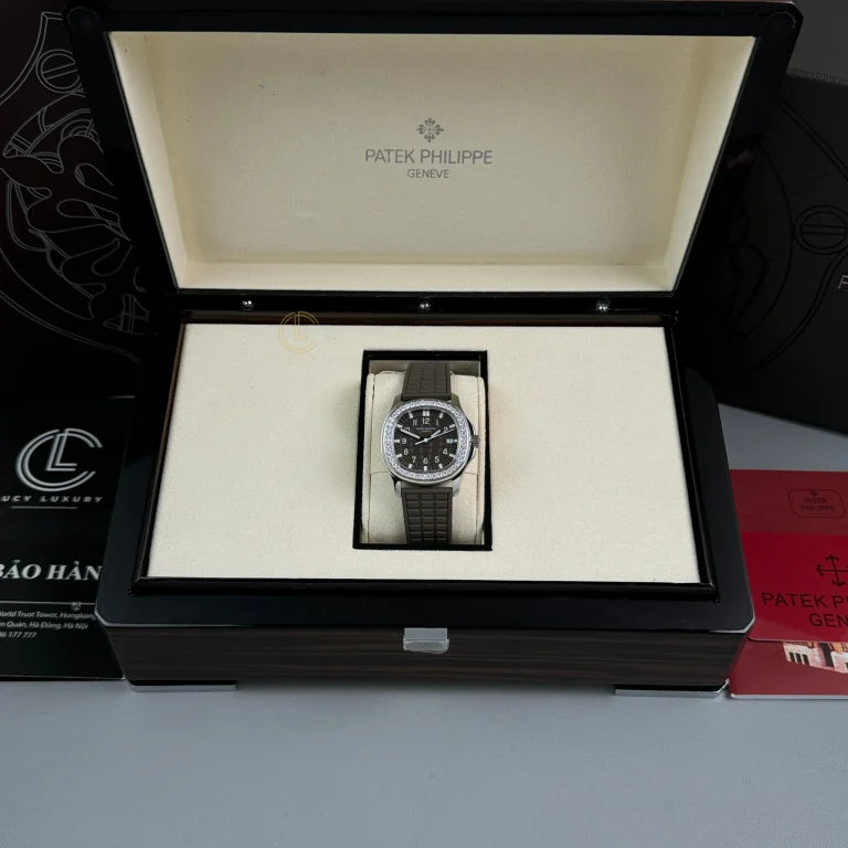 Patek Philippe Aquanaut 5067A-025 35.6mm Diamond Bezel Moissanite Steel