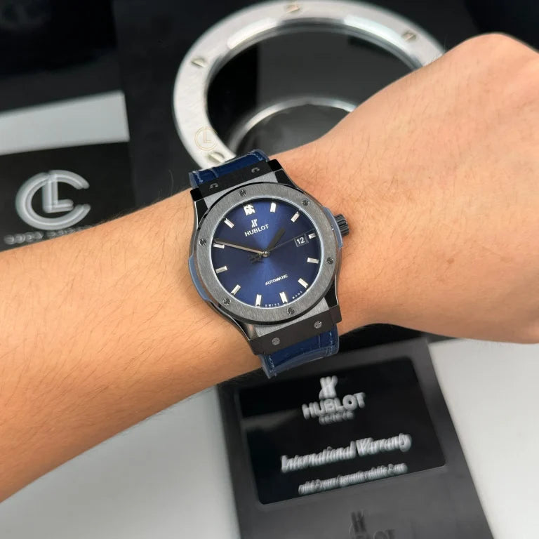 Hublot Classic Fusion Ceramic 42mm Blue Dial JJZ Base