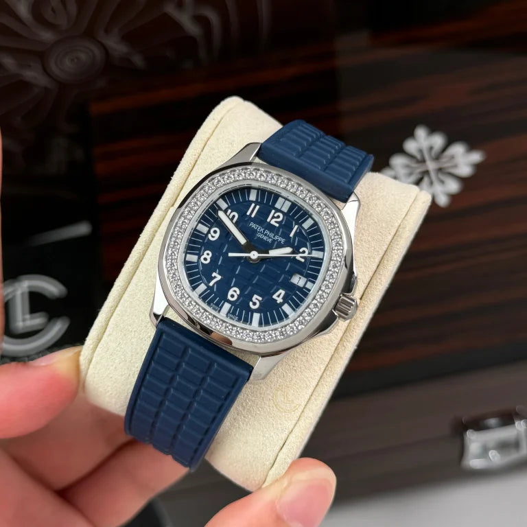 Patek Philippe Aquanaut 5067A-025 35.6mm Blue Dial Diamond Bezel Moissanite Steel