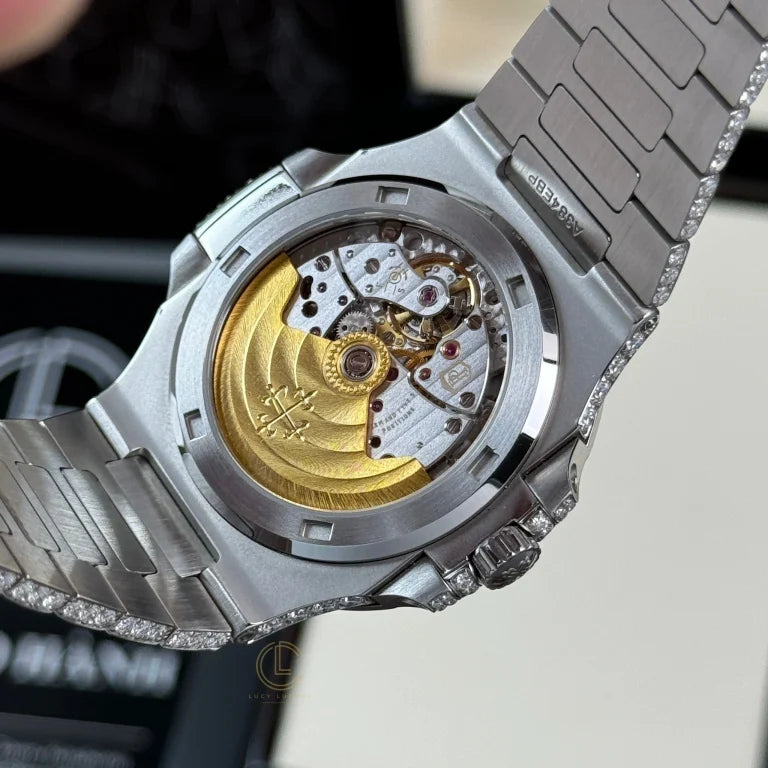 Patek Philippe Philippe Nautilus 5711 40mm Up Full 3000pcs Moissanite Pave Hongkong