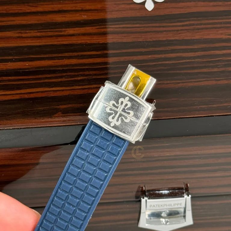 Patek Philippe Aquanaut 5067A-025 35.6mm Blue Dial Diamond Bezel Moissanite Steel