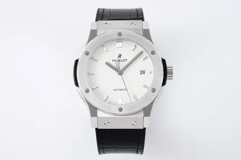 Hublot Classic Fusion 582.NX.2610.RX 42mm White Dial