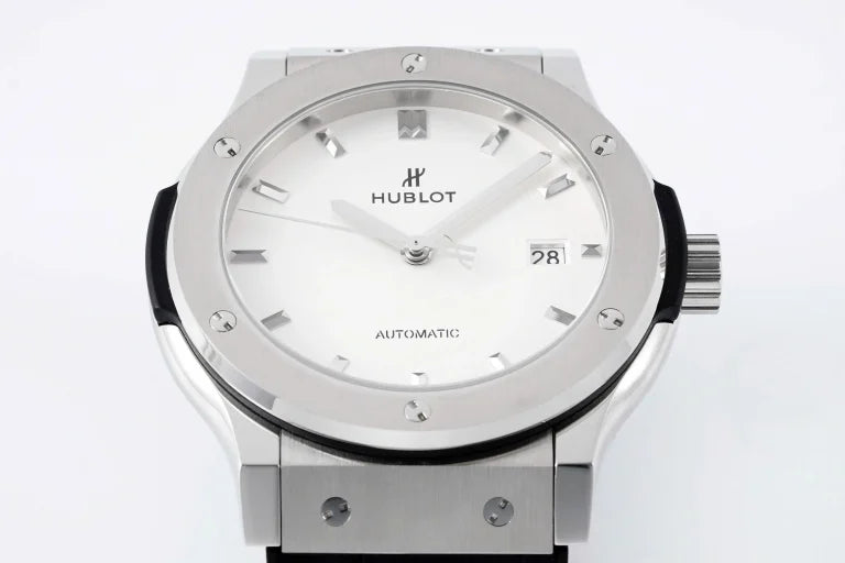 Hublot Classic Fusion 582.NX.2610.RX 42mm White Dial