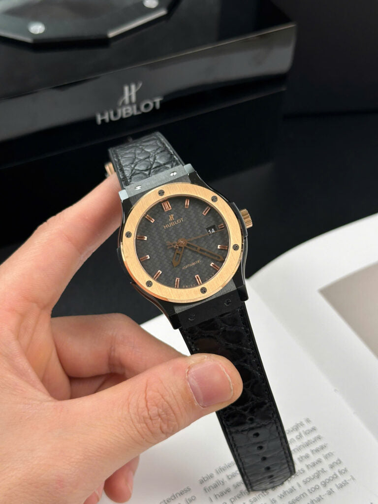 Hublot Classic Fusion Ceramic Carbon Dial King Gold JJZ 42mm Base