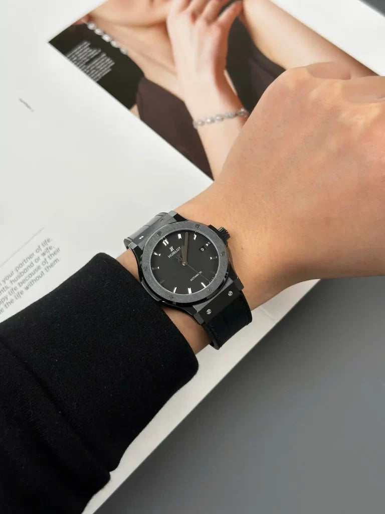 Hublot  Classic Fusion Black Magic 542.CM.1171.RX 42mm