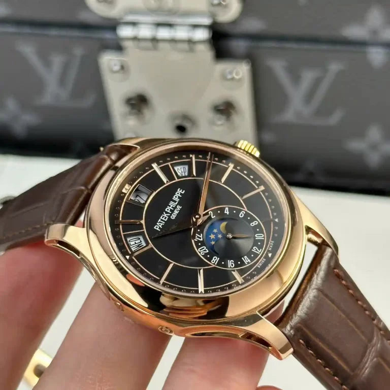 Patek Philippe Complications 5205R-010