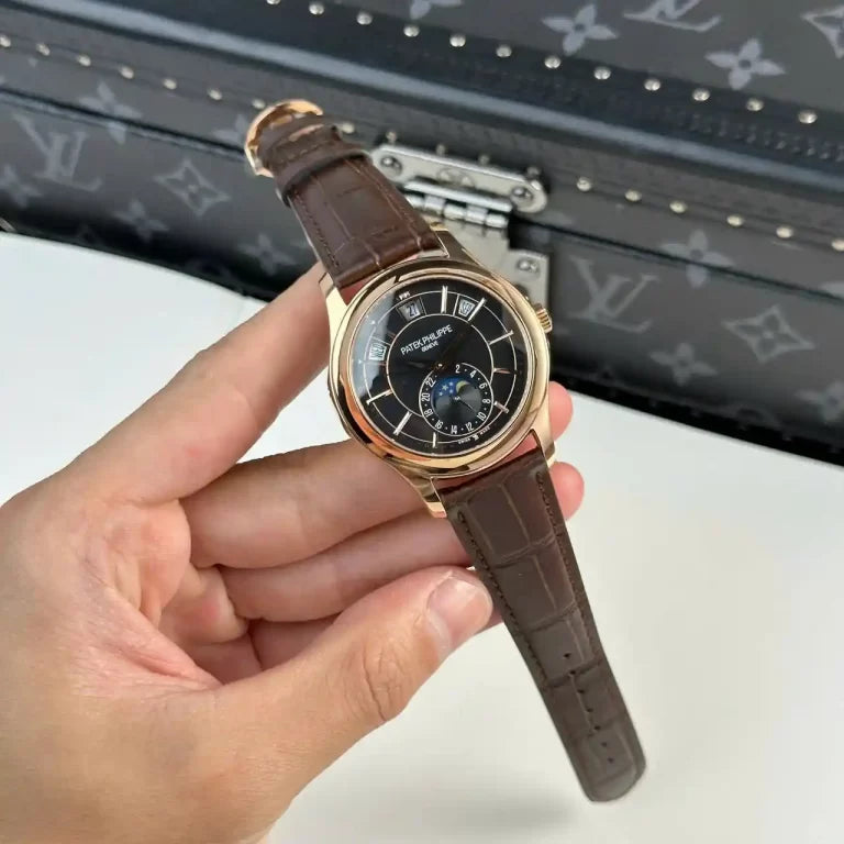 Patek Philippe Complications 5205R-010